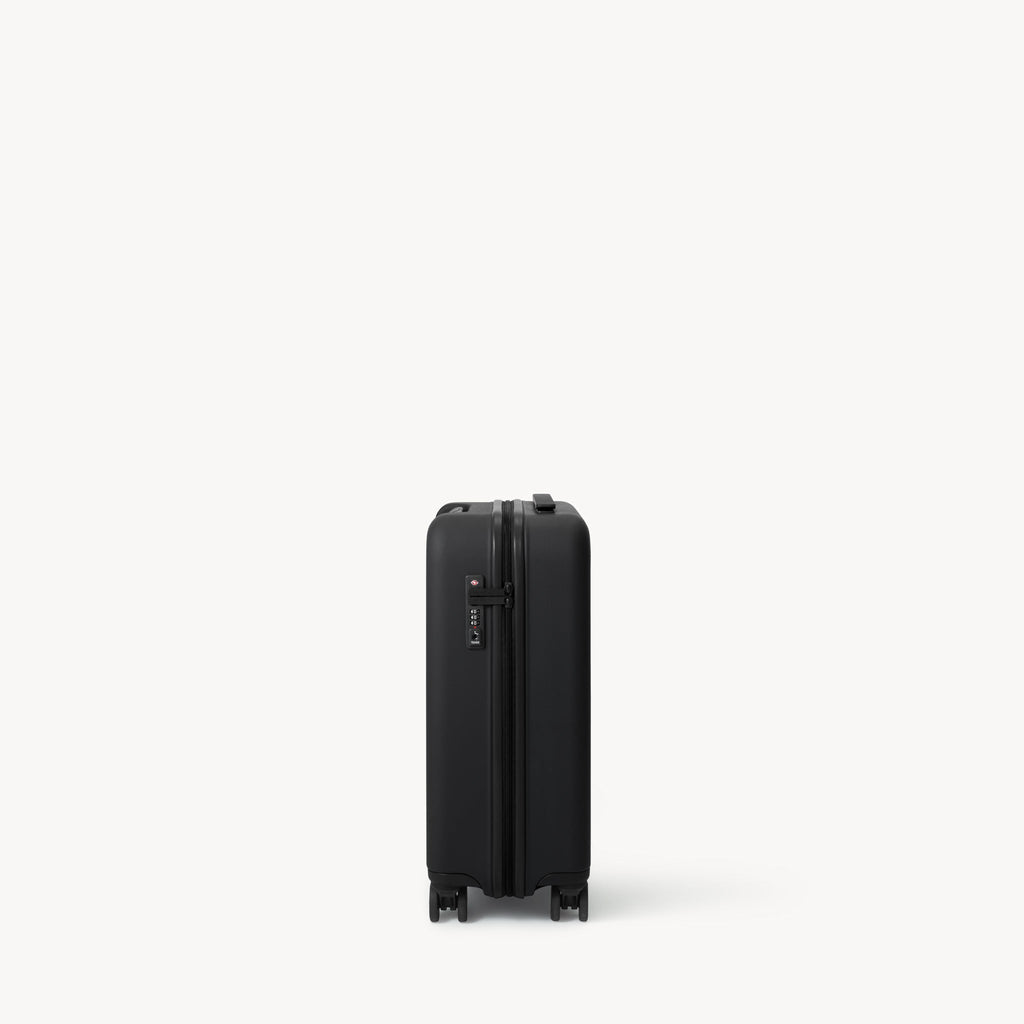 Moln Suitcase - Small Plus - Obsidian