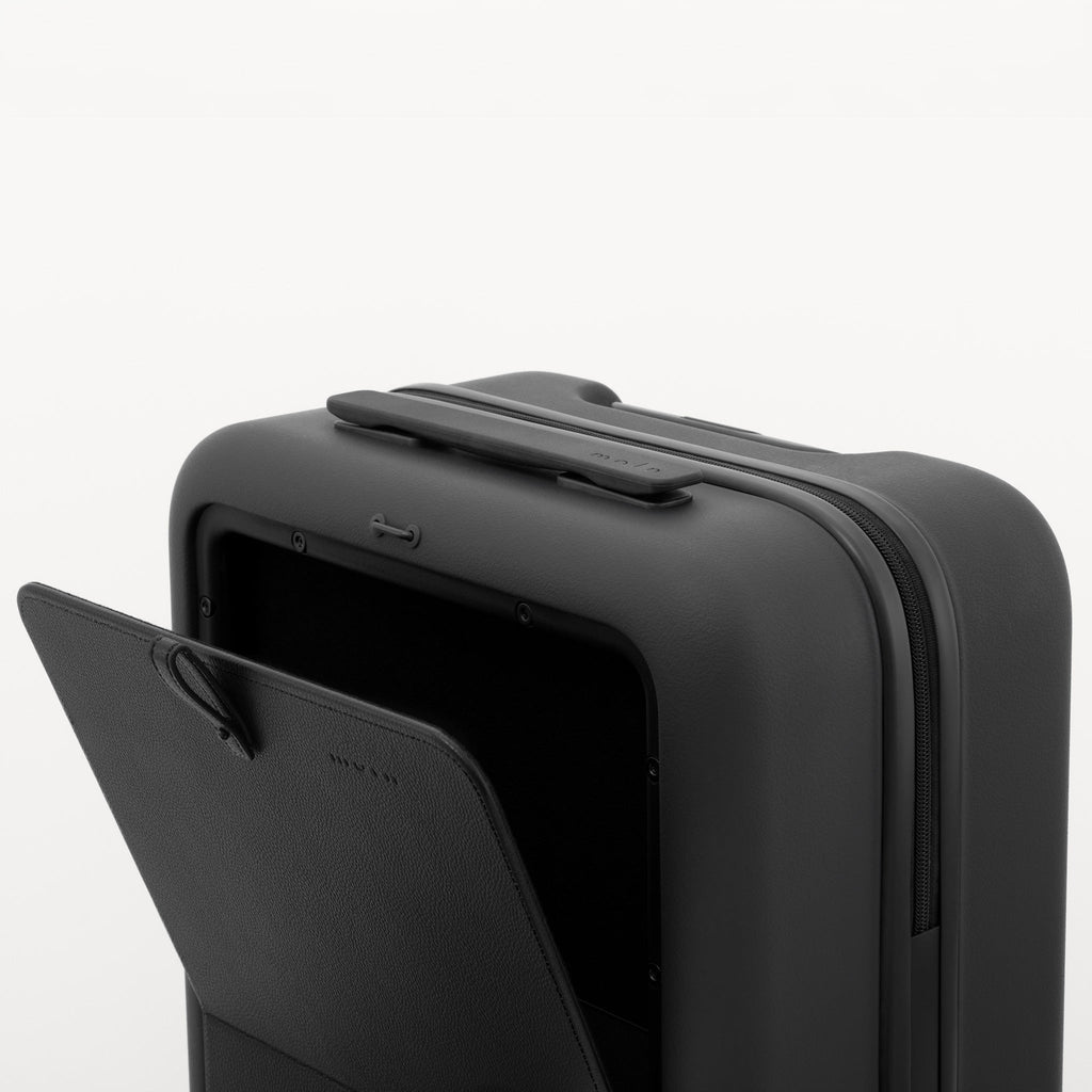 Moln Suitcase - Small Plus - Obsidian